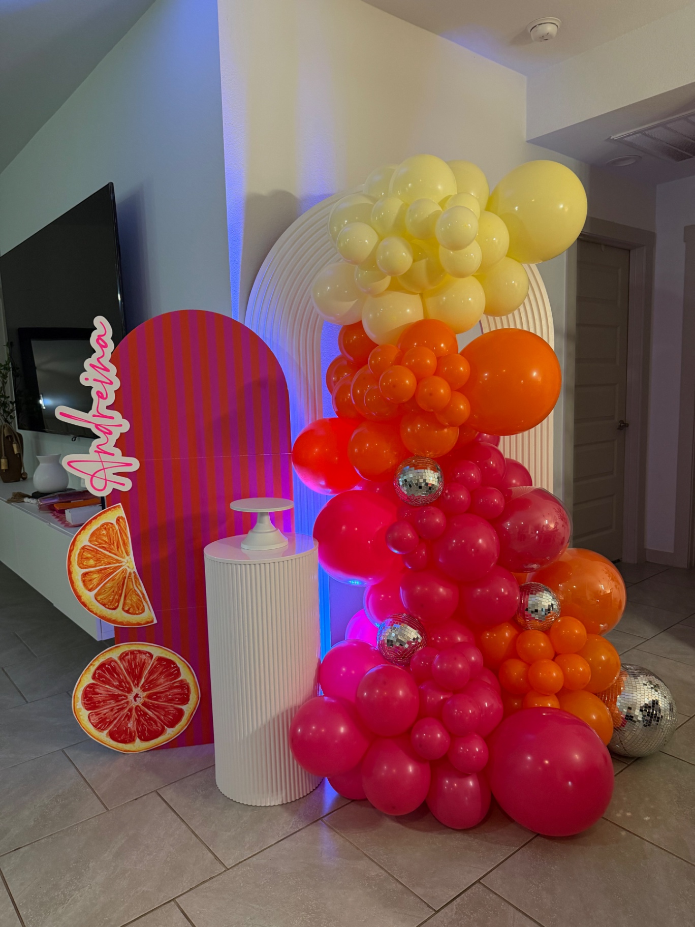 Tropical Celebration (Tropical) — balloon decor by Bambino Events TX, 1/2